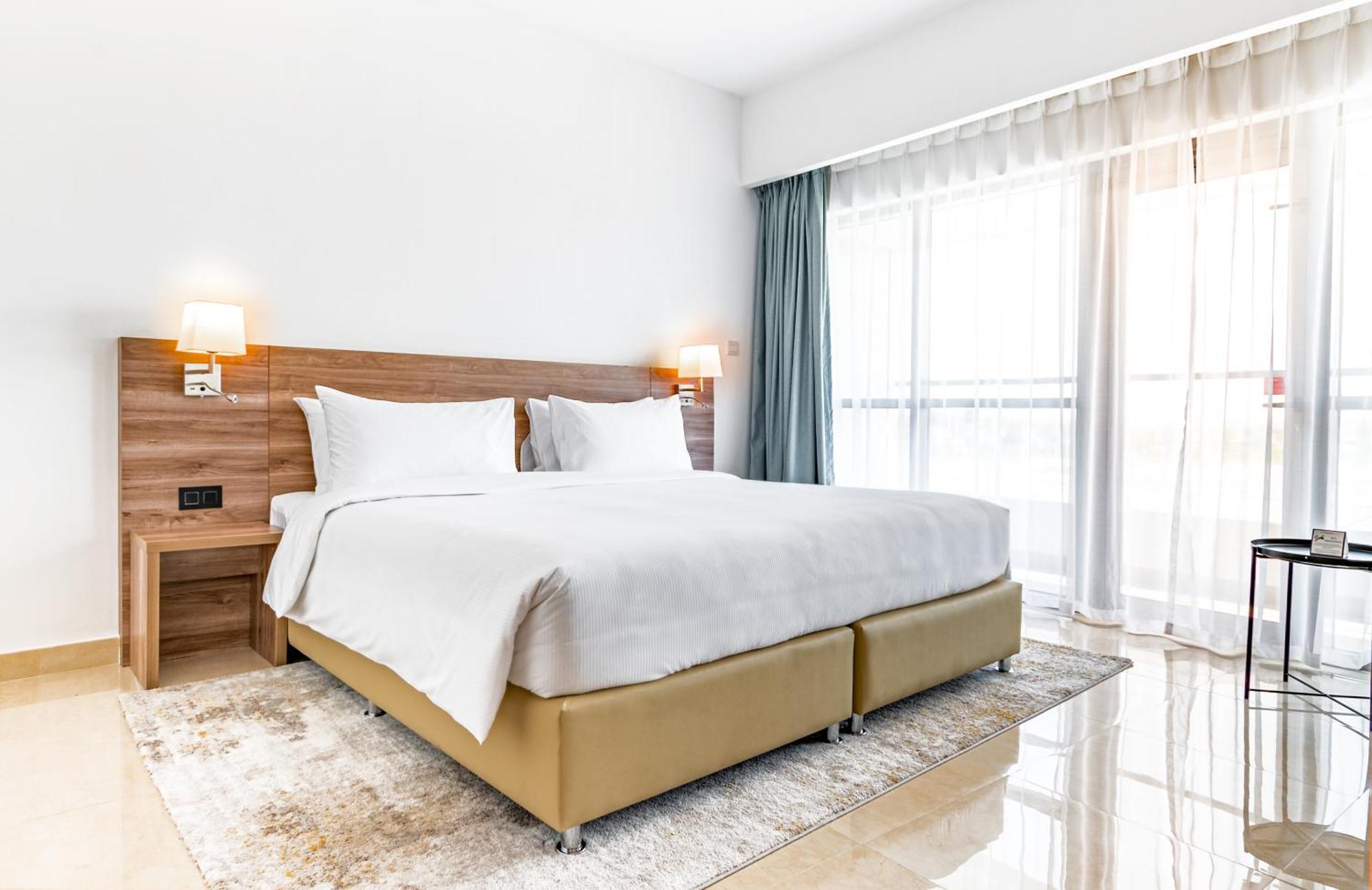 Pyramisa Hotel Apartments Dubai Buitenkant foto